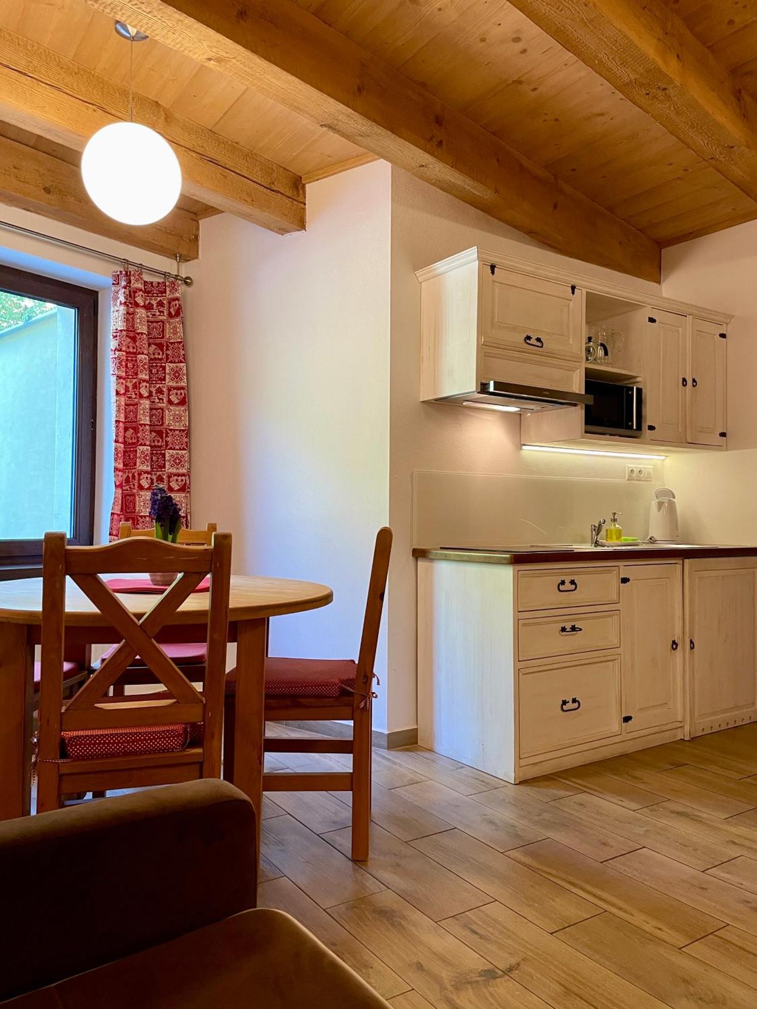 Quota 1010 Apartment Vysoke Tatry Exterior photo